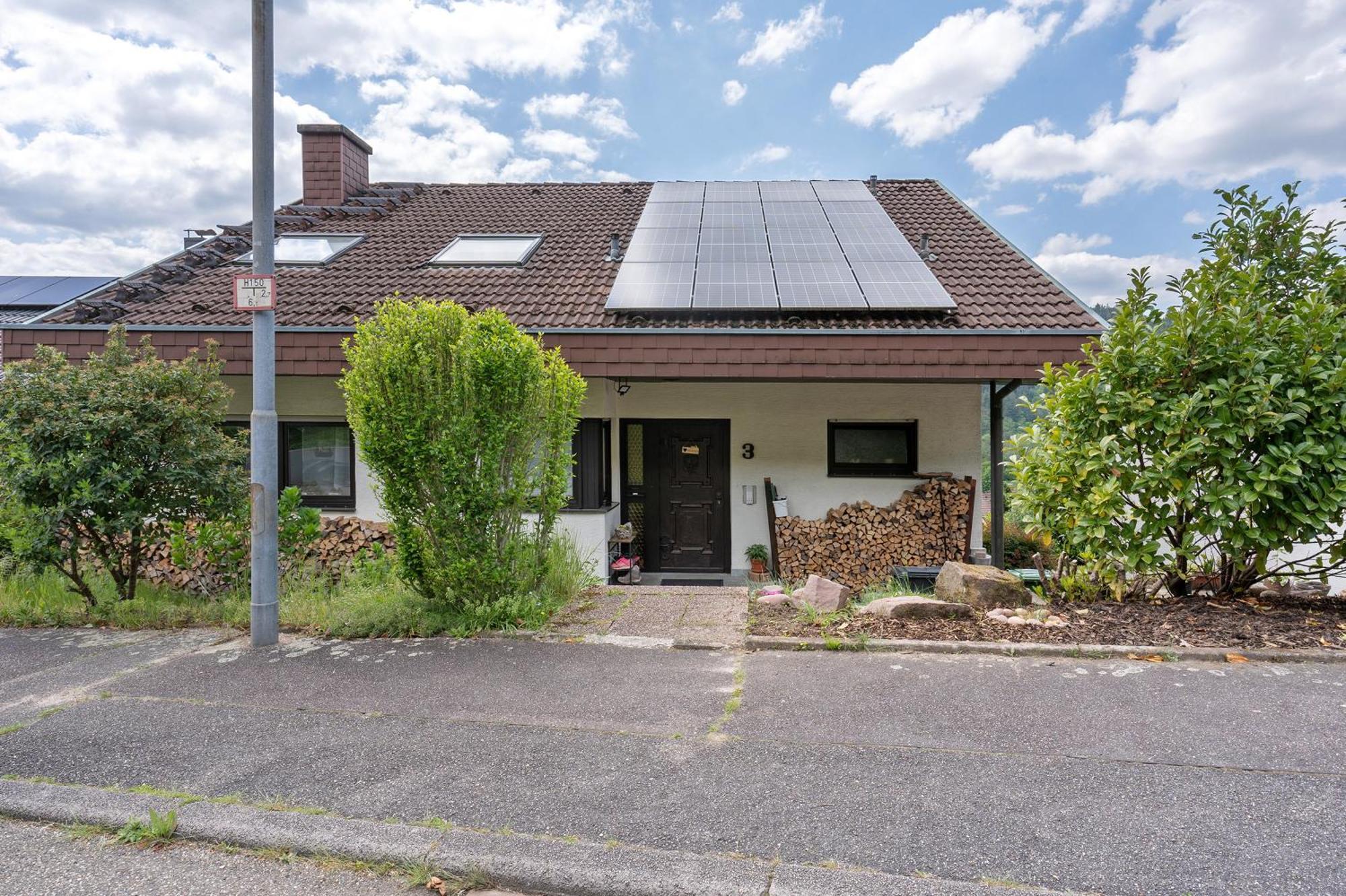 Schlossblickwohnung Schiel Gernsbach Bagian luar foto