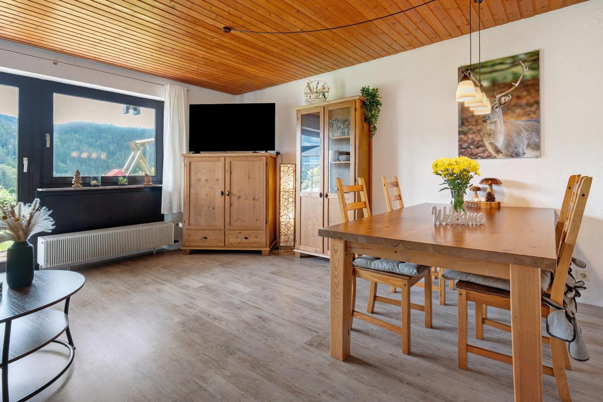 Schlossblickwohnung Schiel Gernsbach Bagian luar foto